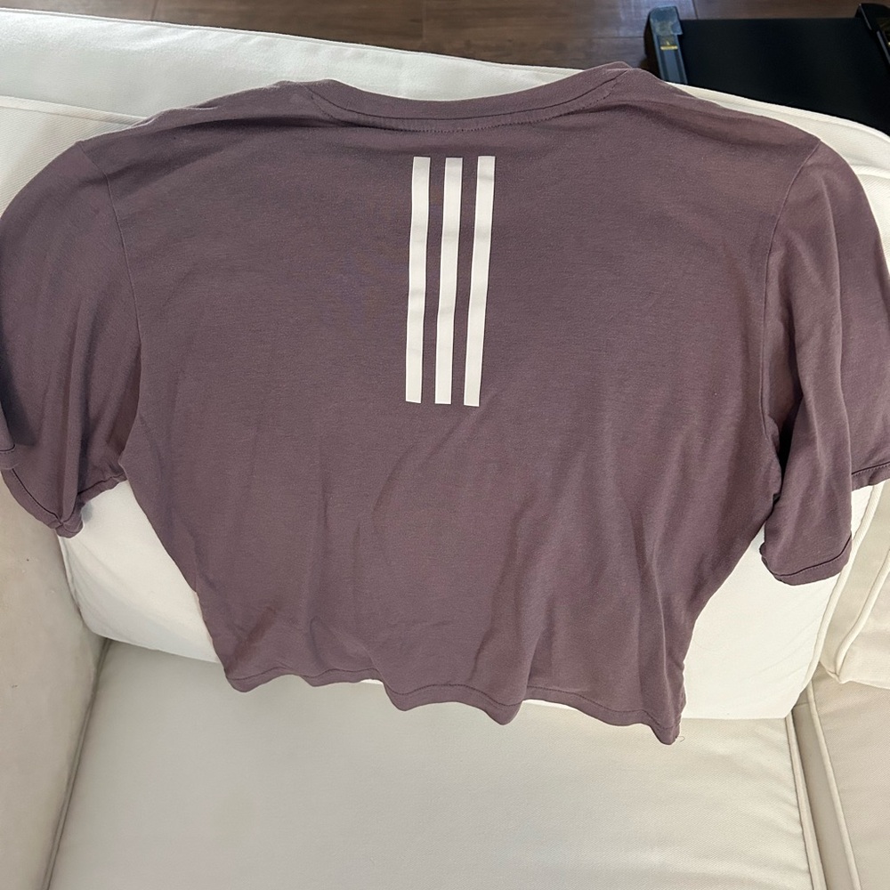 Adidas cropped shirt - Picture 3 of 3